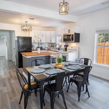 Charming 4Br2Ba Only 5 Mins Downtown Riverwalk Σαν Αντόνιο Εξωτερικό φωτογραφία