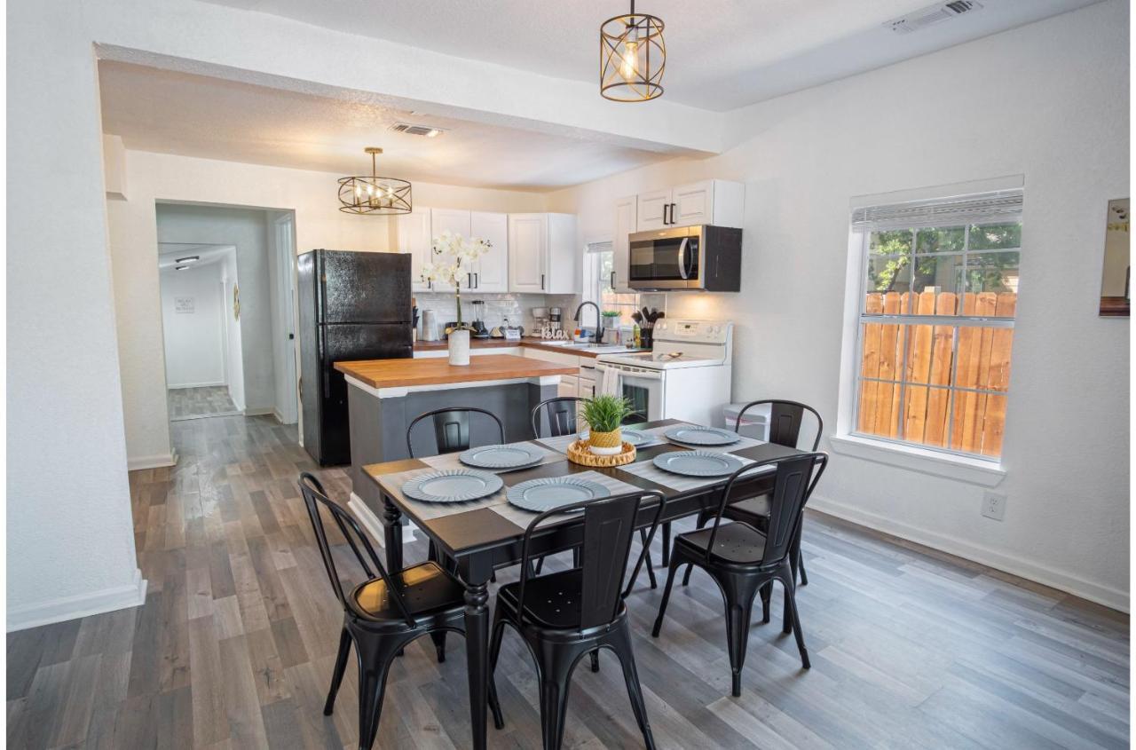 Charming 4Br2Ba Only 5 Mins Downtown Riverwalk Σαν Αντόνιο Εξωτερικό φωτογραφία