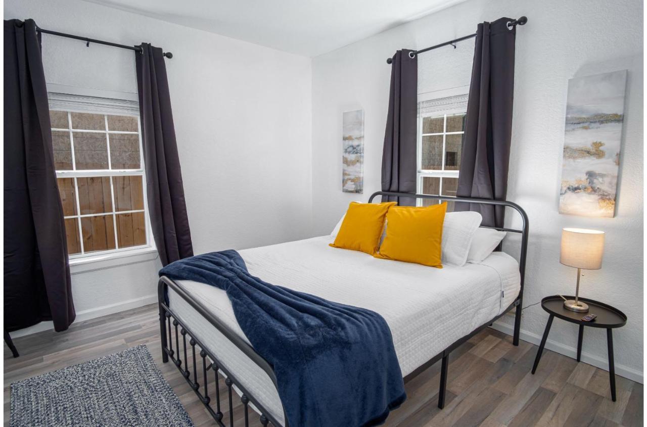 Charming 4Br2Ba Only 5 Mins Downtown Riverwalk Σαν Αντόνιο Εξωτερικό φωτογραφία
